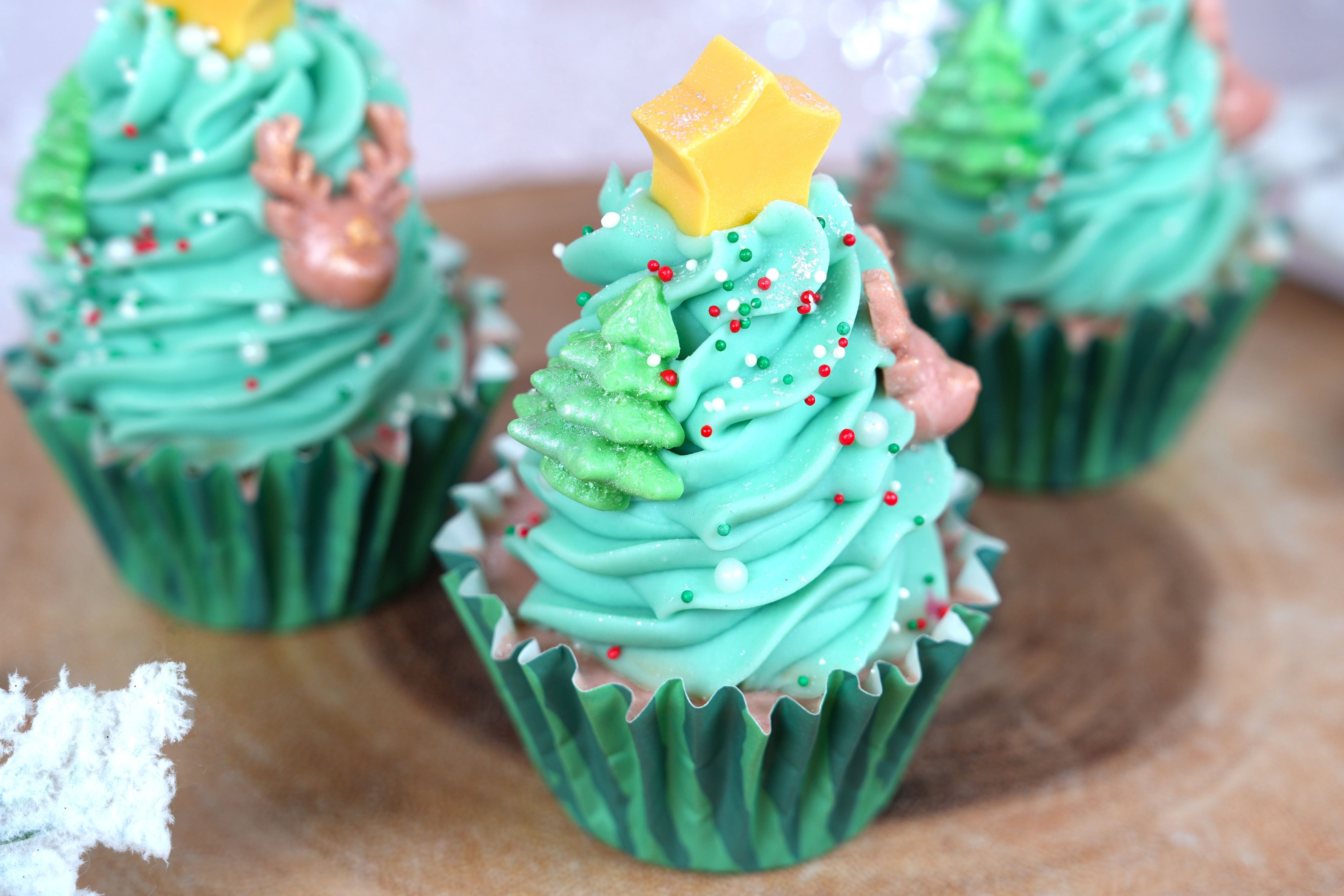 Christmas Tree Cupcake